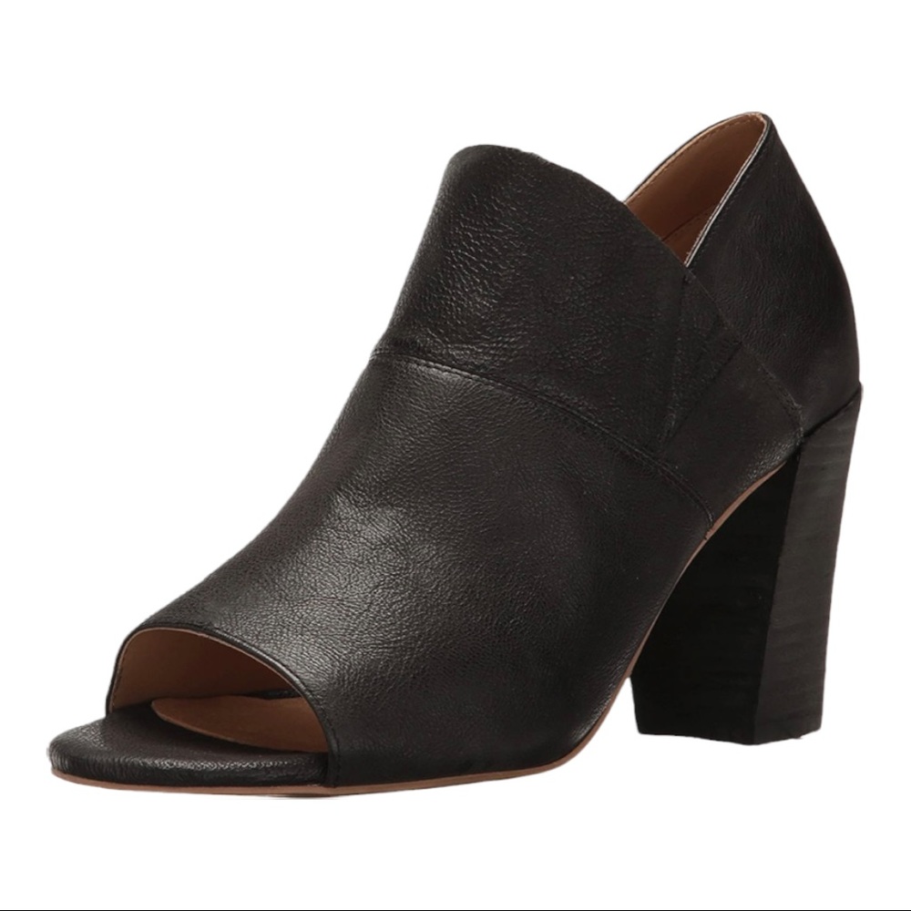 Me Too Women's Adam Tucker Black Leather McKenna Heel Sandal Bootie Size 6.5